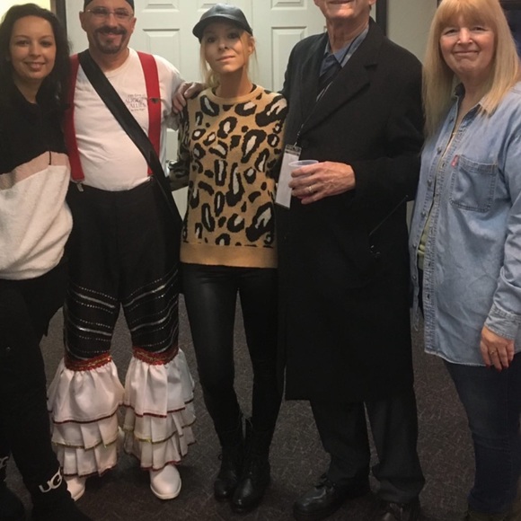 Bridge Leopard Print Sweater - Picture 5 of 5